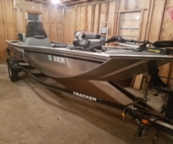 Used Boats For Sale in Arkansas by owner | 2016 Bass tracker 2017 Bass Traker 170